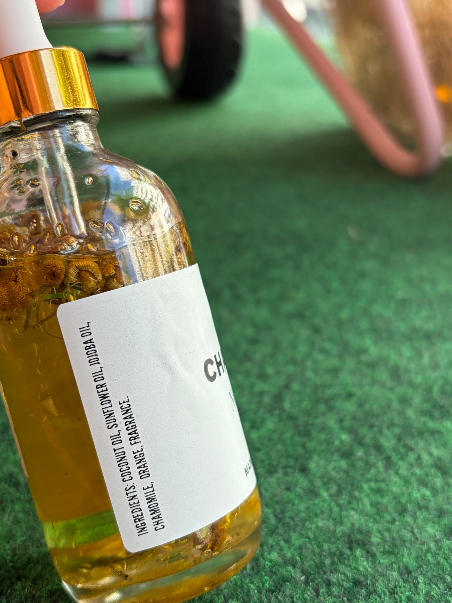 Chamomile Nourishing body oil